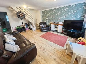Lounge- click for photo gallery